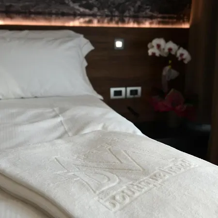 Dolomeet Boutique 4*