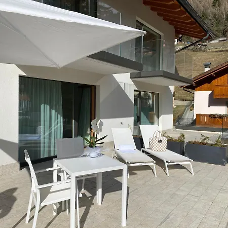 Dolomeet Boutique Hotel 4*