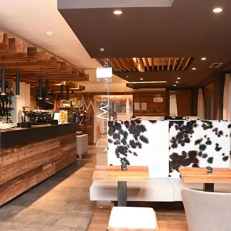 Dolomeet Boutique 4*