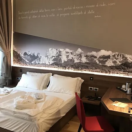 Dolomeet Boutique Pinzolo