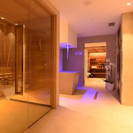 Dolomeet Boutique Hotel Pinzolo